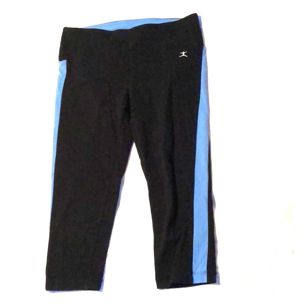 Danskin Capri workout pants